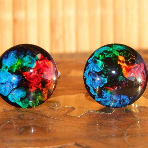 Boutons de manchettes ronds design chic, cabochons ronds en verre coloration artisanale multicolore modèle unique