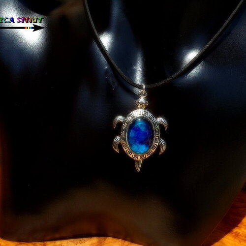 Collier artisanal réglable / tortue aborigène australie / pendentif multicolore / porte bonheur / création unique / bijou mixte
