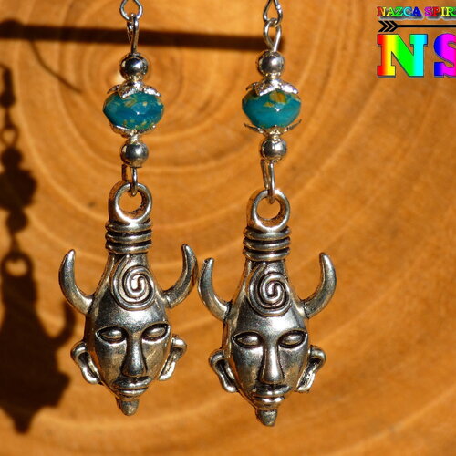 Pendants africains plaqué argent et cristal de bohème - bijou  ethnique fait main - boucle d'oreilles masque tribal - création artistique