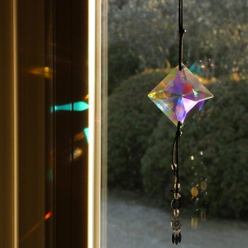 Sun catcher capteur de lumière solaire, grand cristal aurore boréale carré, lumière d'ambiance, home déco cadeau saint-valentin ou fêtes