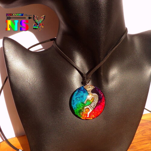 Collier tribal ethnique ajustable - pendentif artisanal fait main - verre ovale multicolore iridescent -bijou ethnique - création unique