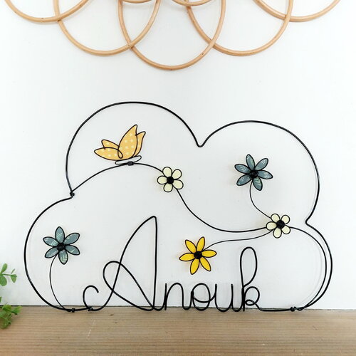 Prénom nuage personnalisable en fil de fer - oiseau et fleurs