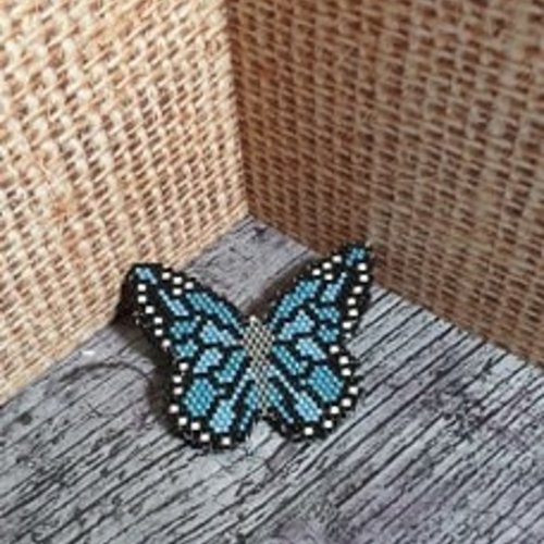 Grande broche papillon bleu