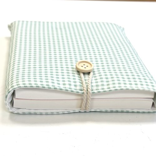 Pochette à livre vichy vert clair