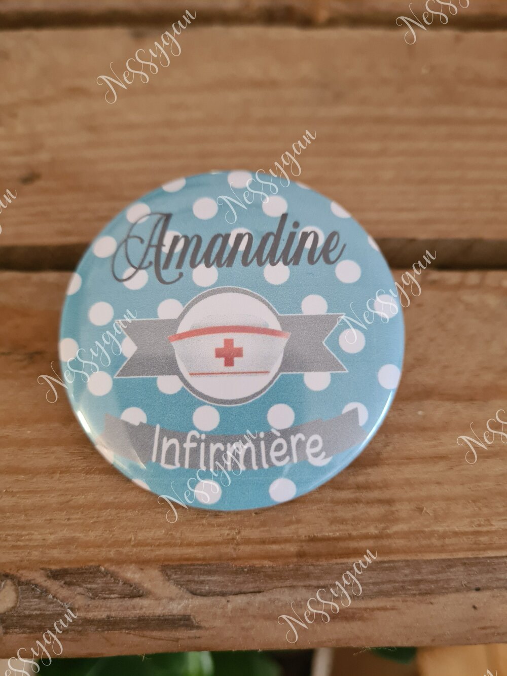 Badge flamant rose prénom personnalisé infirmière, aide-soignante