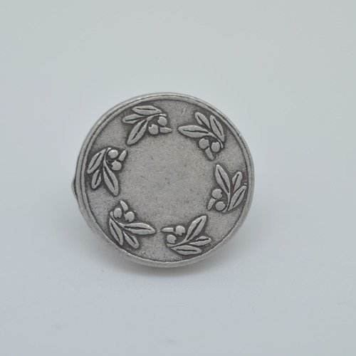 5 boutons médaille 15mm en métal argenté vieilli gravé couronne de brins d'olivier rené 