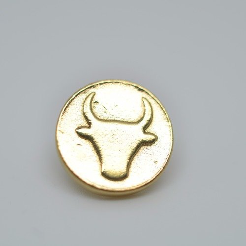 5 boutons médaille 11mm en métal doré gravé motif taureau rené gouin 