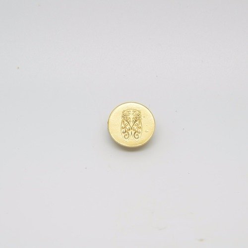 5 boutons médaille 15mm en métal doré gravé décor cigale rené gouin 