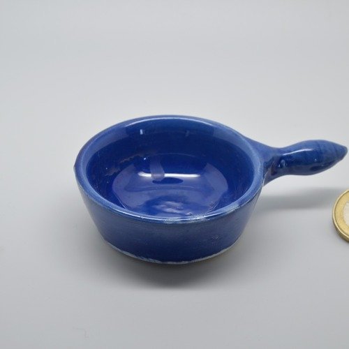 Taraillette de provence, poterie miniature poêle bleu