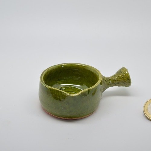 Taraillette de provence, poterie miniature poëlon vert