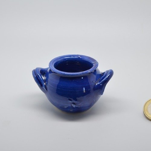 Taraillette de provence, poterie miniature marmite à anses bleu