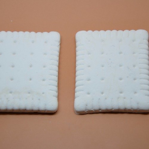 Biscuits petit beurre en plâtre blanc à décorer 