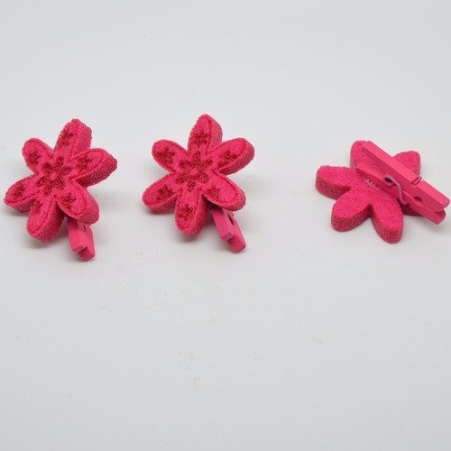 3 mini pinces à linge avec fleur en feutrine rose