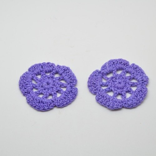 Fleurs au crochet violet - 45mm