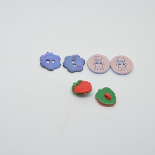 6 boutons fantaisie (fraise, fleur, chaton) pour enfants - multicolore - 