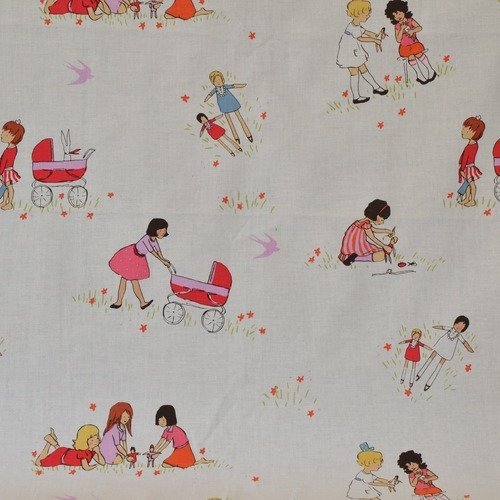 Coupon de tissu 45x50cm pour patchwork - motifs petites filles - rose