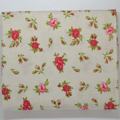 Coupon de tissu 68x48cm pour patchwork - motifs bouquets de fleurs - rouge