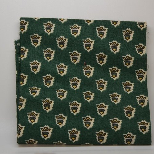 Coupon de tissu "les olivades" 40x65cm - motifs bonis vert