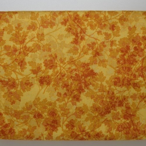 Coupon de tissu 50x55cm pour patchwork - motifs feuillages - jaune, marron