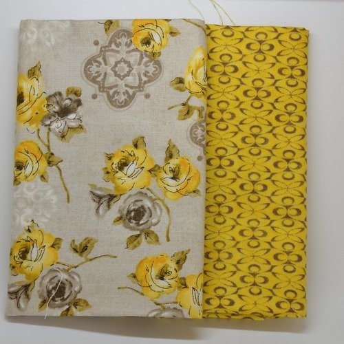 2 coupons de tissu 40x55cm pour patchwork - motifs fleurs et géométriques - jaune