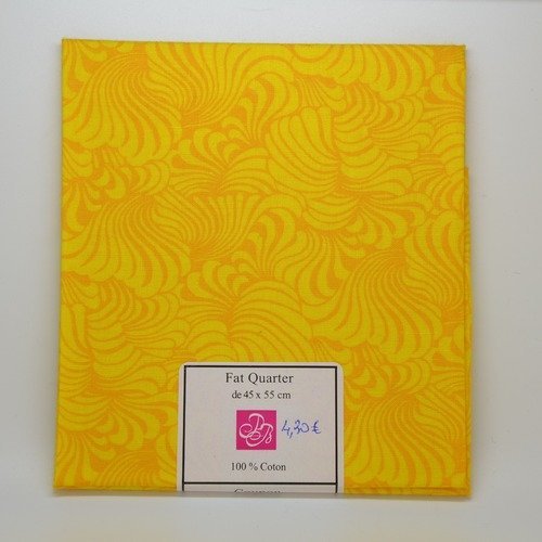 1 coupon de tissu fat quarter 45x55cm pour patchwork - faux uni - jaune