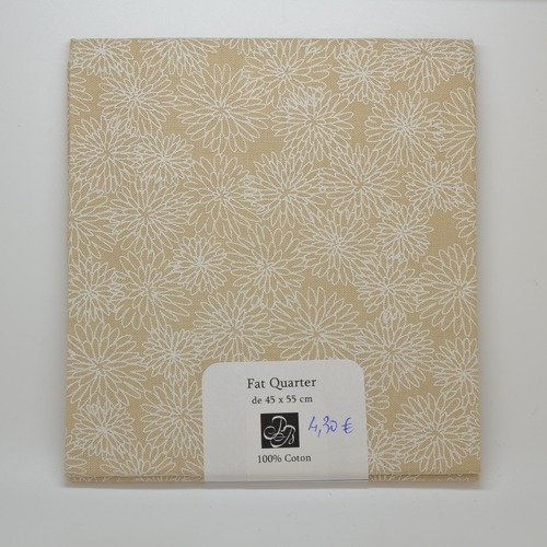 1 coupon de tissu fat quarter 45x55cm pour patchwork - fleurs - beige/écru