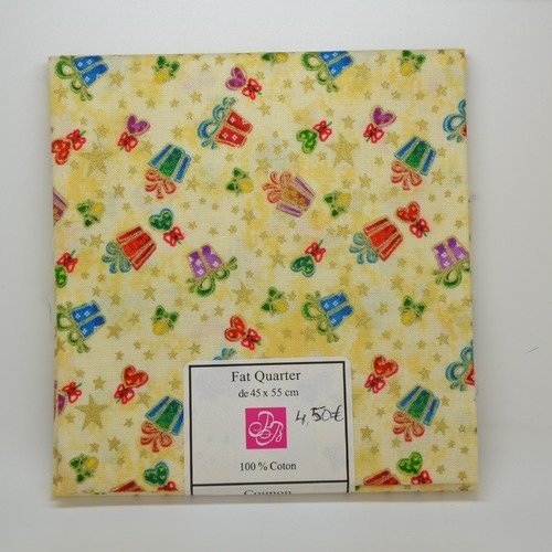 1 coupon de tissu fat quarter 45x55cm pour patchwork - paquets cadeaux de noël - multicolore