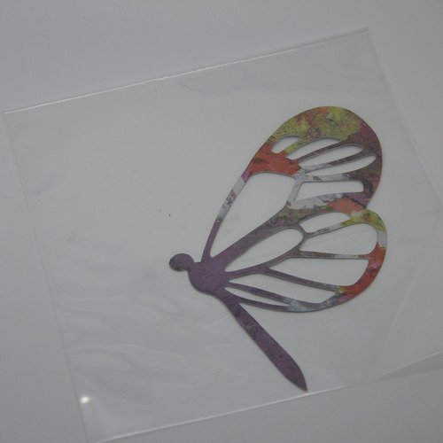 1 déco "papillon" en papier - multicolore