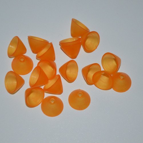 20 perles cône/chapeau chinois en lucite - orange