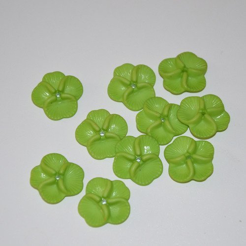 10 perles fleurs plates en acrylique - vert