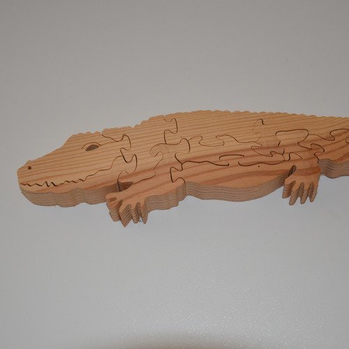 Puzzle crocodile en bois brut à décorer - 10 pièces