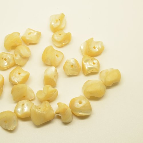 22 perles irrégulières en nacre, vintage - ivoire - 14mm