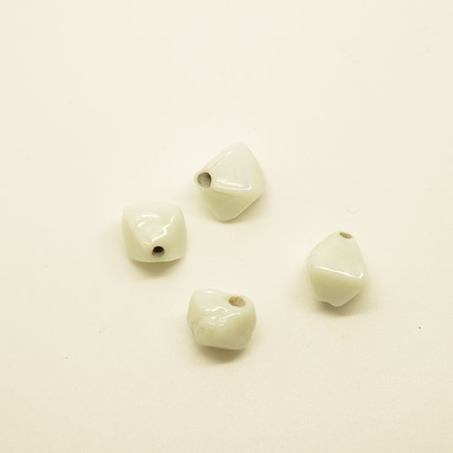 4 perles toupies vintage - blanc - 13mm