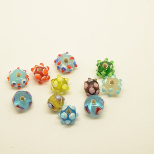 11 perles rondes à picots/oursins - couleurs variées - 10 à 12mm