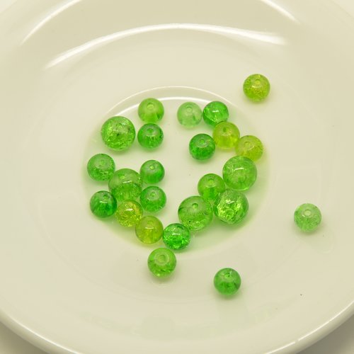 24 perles rondes en verre craquelé - vert - 6 et 8mm