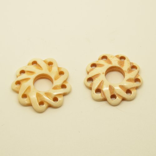 2 perles connecteurs ethniques fleurs sculptées - ivoire - 33mm