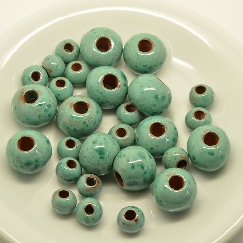27 perles rondes en céramique - bleu - 9 et 16mm