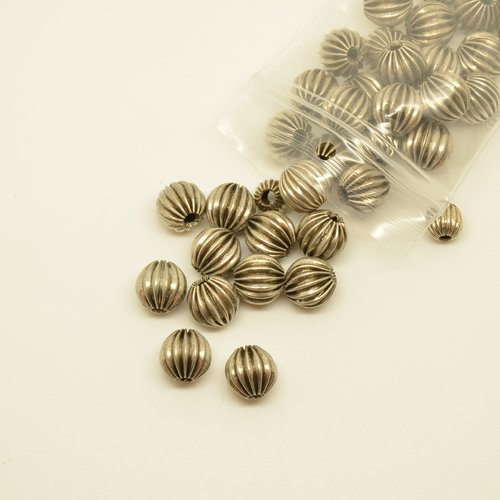 36 perles rondes striées - argenté - 8mm
