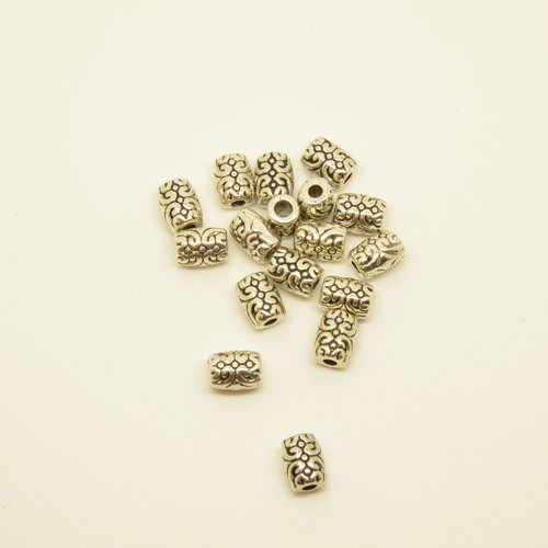 16 petites perles tonneaux ethniques - argenté - 8x5mm