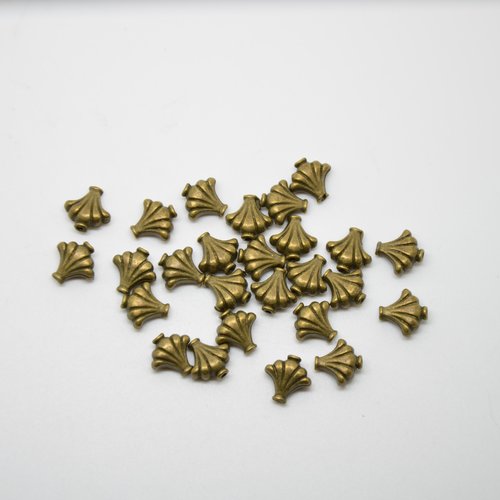 26 petites perles éventails ou feuilles de palmier - bronze - 9x9mm