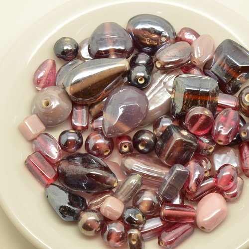 66 perles assorties nacrées - camaïeu rose - 9 à 24mm