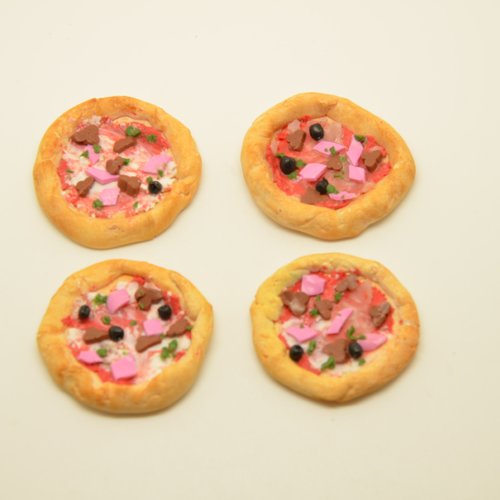 4 embellissements pizzas en pâte fimo à coller - multicolore - 33 à 36mm -  Un grand marché