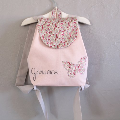 Sac A Dos Enfant Personnalise Pour La Creche Ou Pour La Maternelle En Liberty Phoebe Rose Un Grand Marche