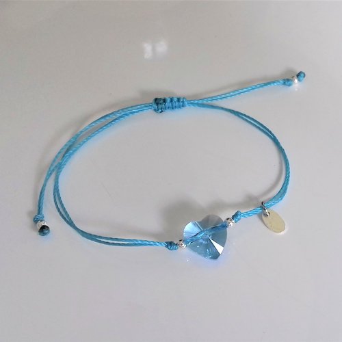 Bracelet  coeur cristal swarovski bleu  sur cordon
