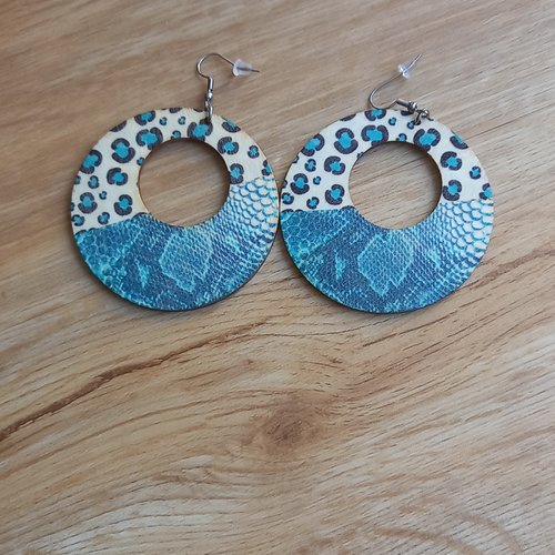 Boucles d'oreilles bois léopard bleu