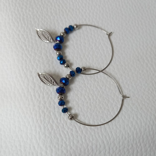 Creoles plume acier perles bleues