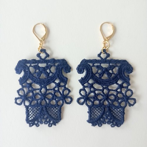 Filigranes dentelle bleu marine