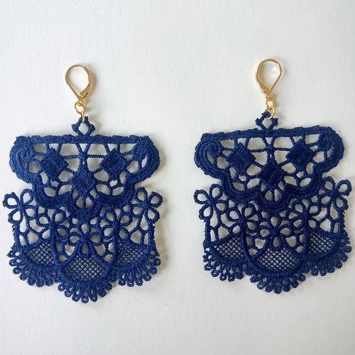 Filigranes dentelle bleu marine