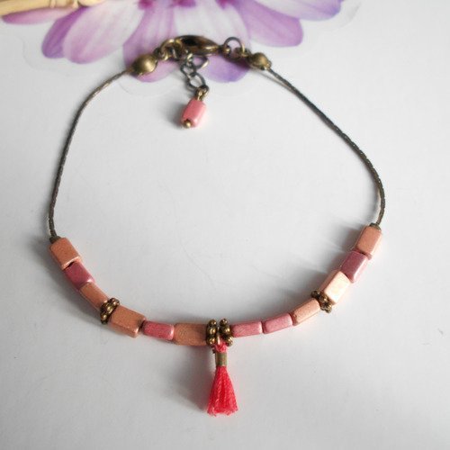 Bracelet minimaliste bronze perles tube rose