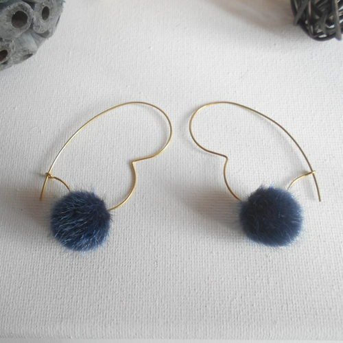 Boucles d'oreilles créole coeur pompon bleu marine